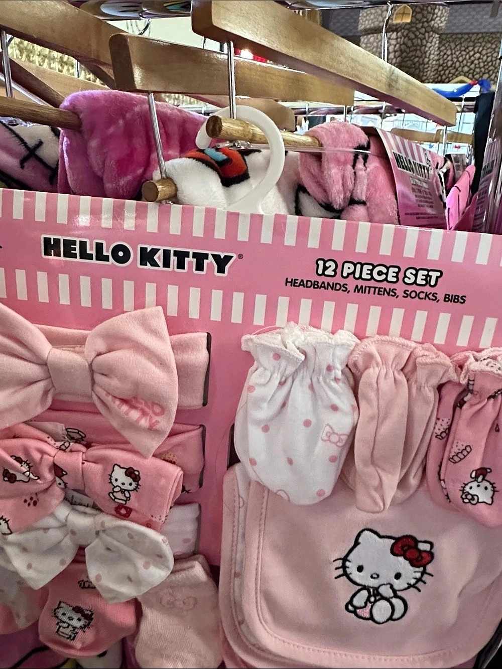 Hello Kitty 12 Piece Set Baby Pink NWT